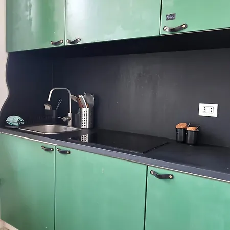 Cozy Esthers T With Balcony Florence