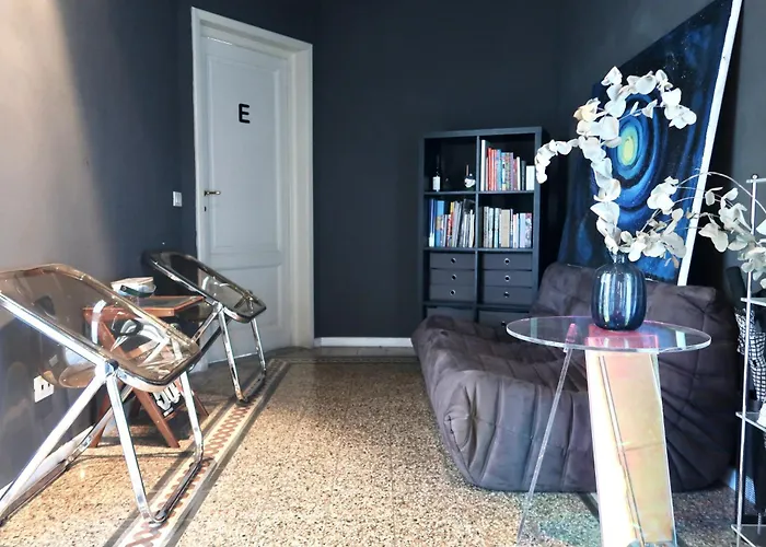 Cozy Esthers T With Balcony Bed & Breakfast
